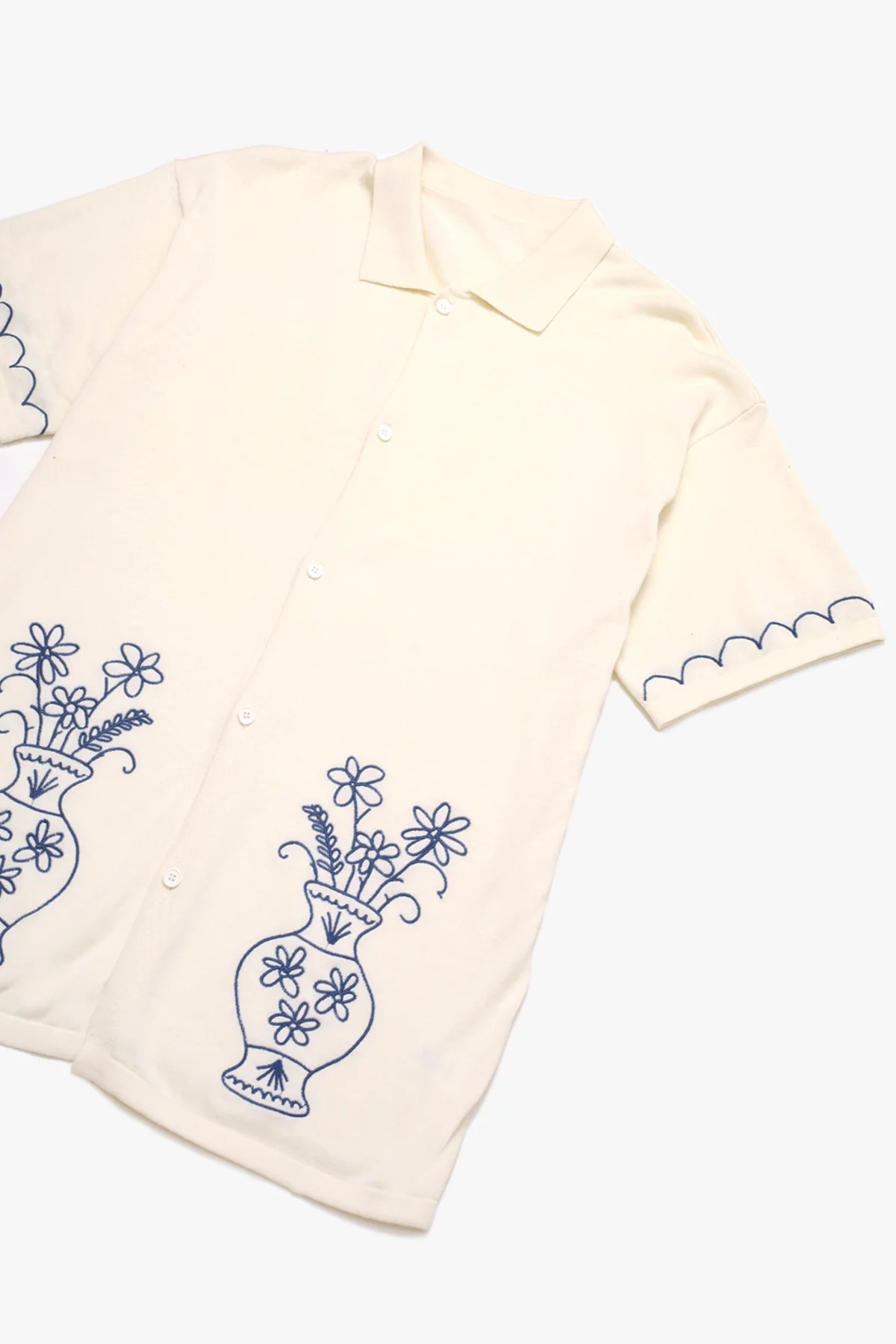 Knitted Vase Shirt - Off-White - Image 2